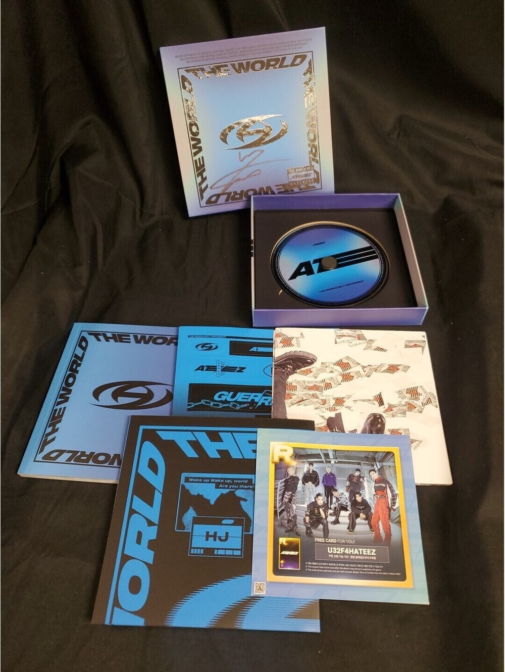 AUTOGRAPHED ATEEZ THE WORLD EP.1 MOVEMENT CD Book Card Sticker Poster A Version